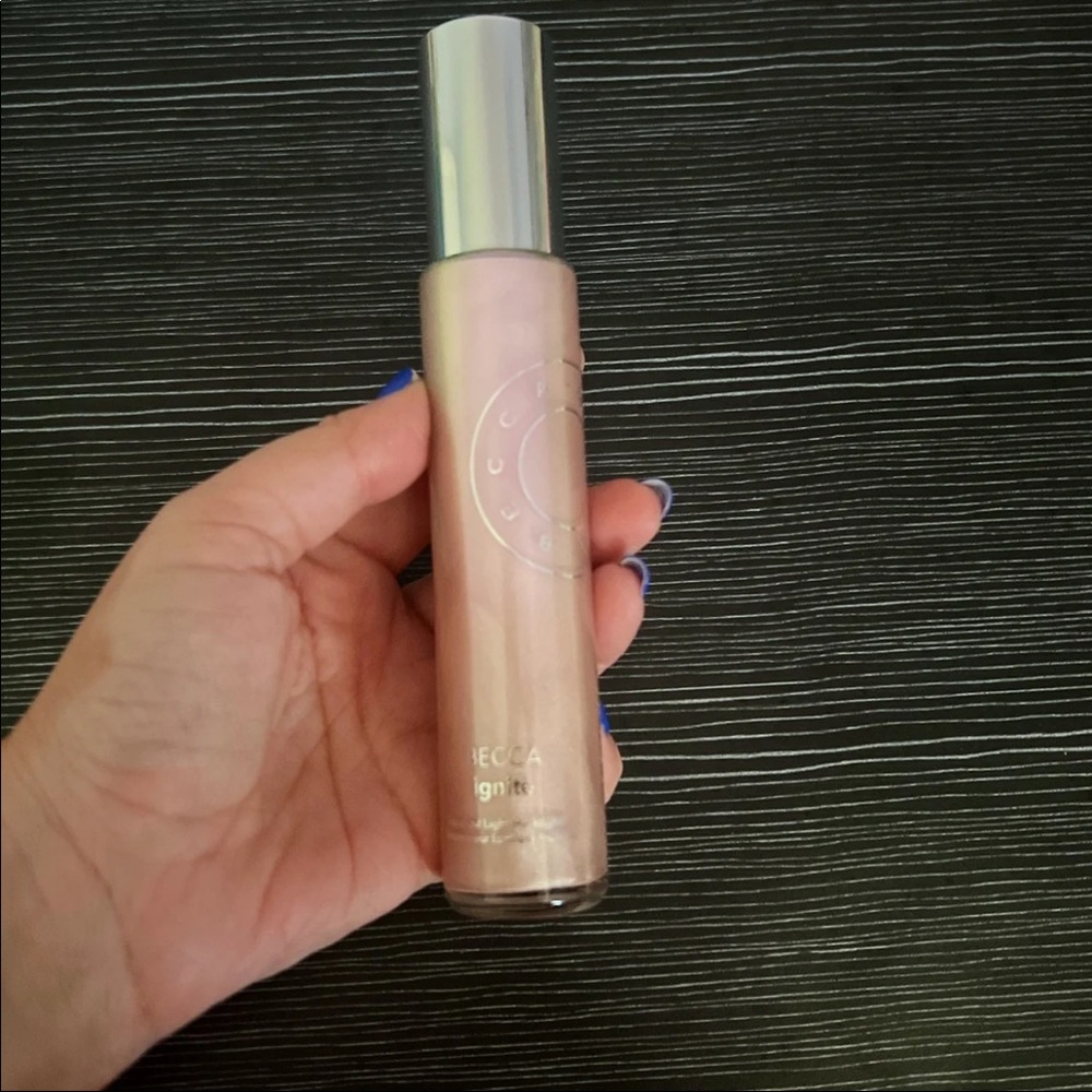 BECCA cosmetics Ignite Liquified Light Highlighter Acceptance 1.5oz